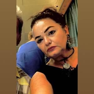 Meet your Posher, Brenda